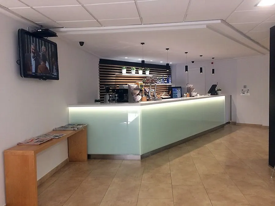 **** Hotel Checkin Montserrat Collbató Spanje