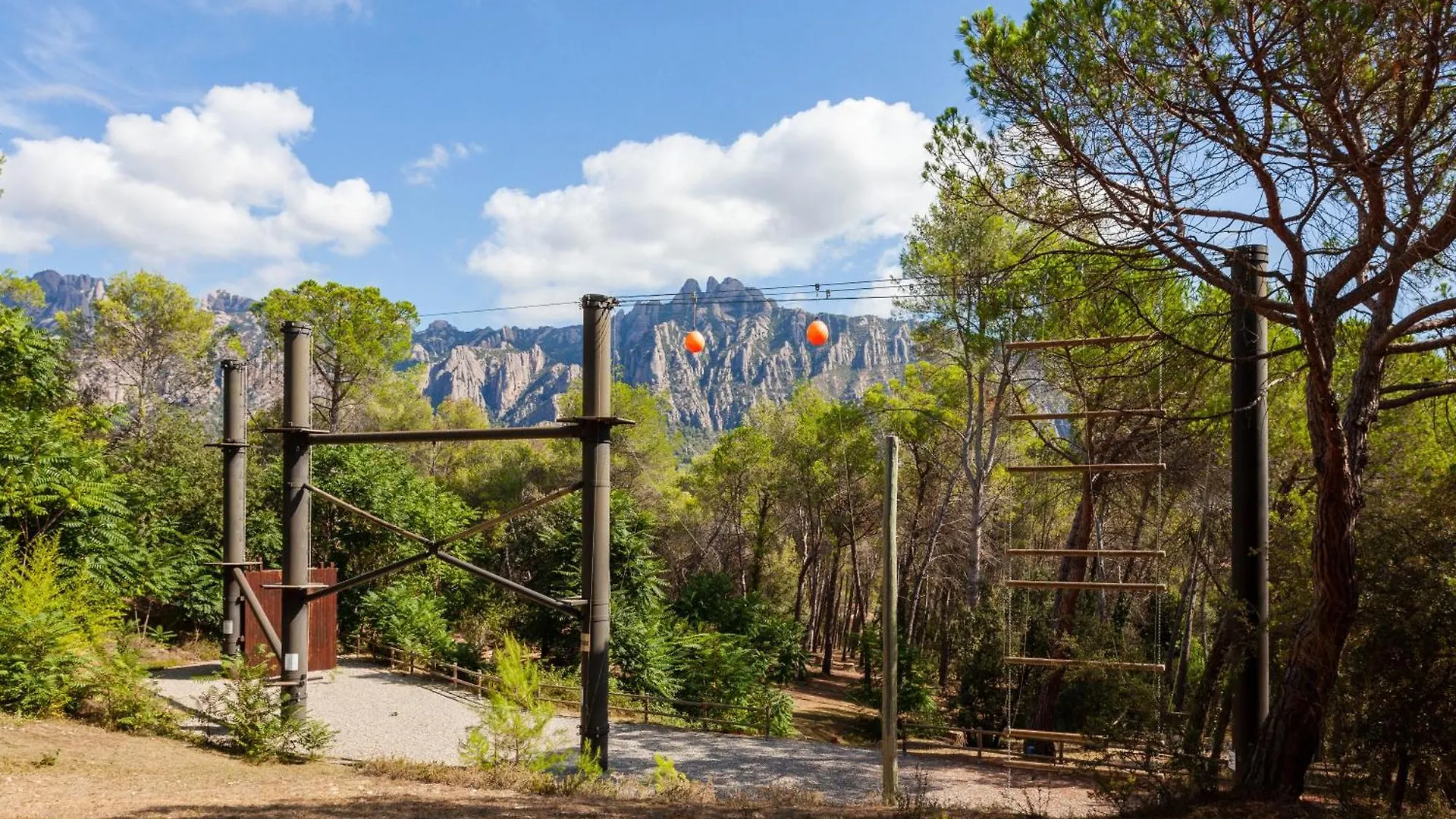 Checkin Montserrat Collbató 4*,  Ισπανία